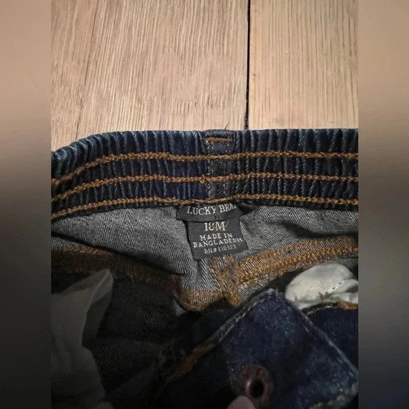 Lucky Brand Straight Leg Jeans Size 18M Dark Wash Stretchy Waist - Picture 2 of 3